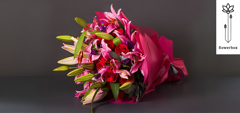 Luxury flower bouquet arrangement designed with premium fresh flowers