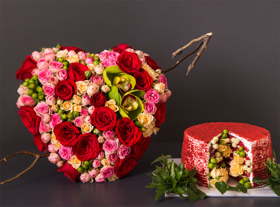 Cupids Bow With Red Velvet Cake