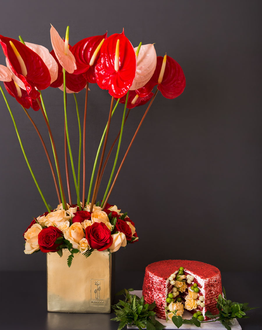 Stylish flowers with cakes gift combo from Flowerbox